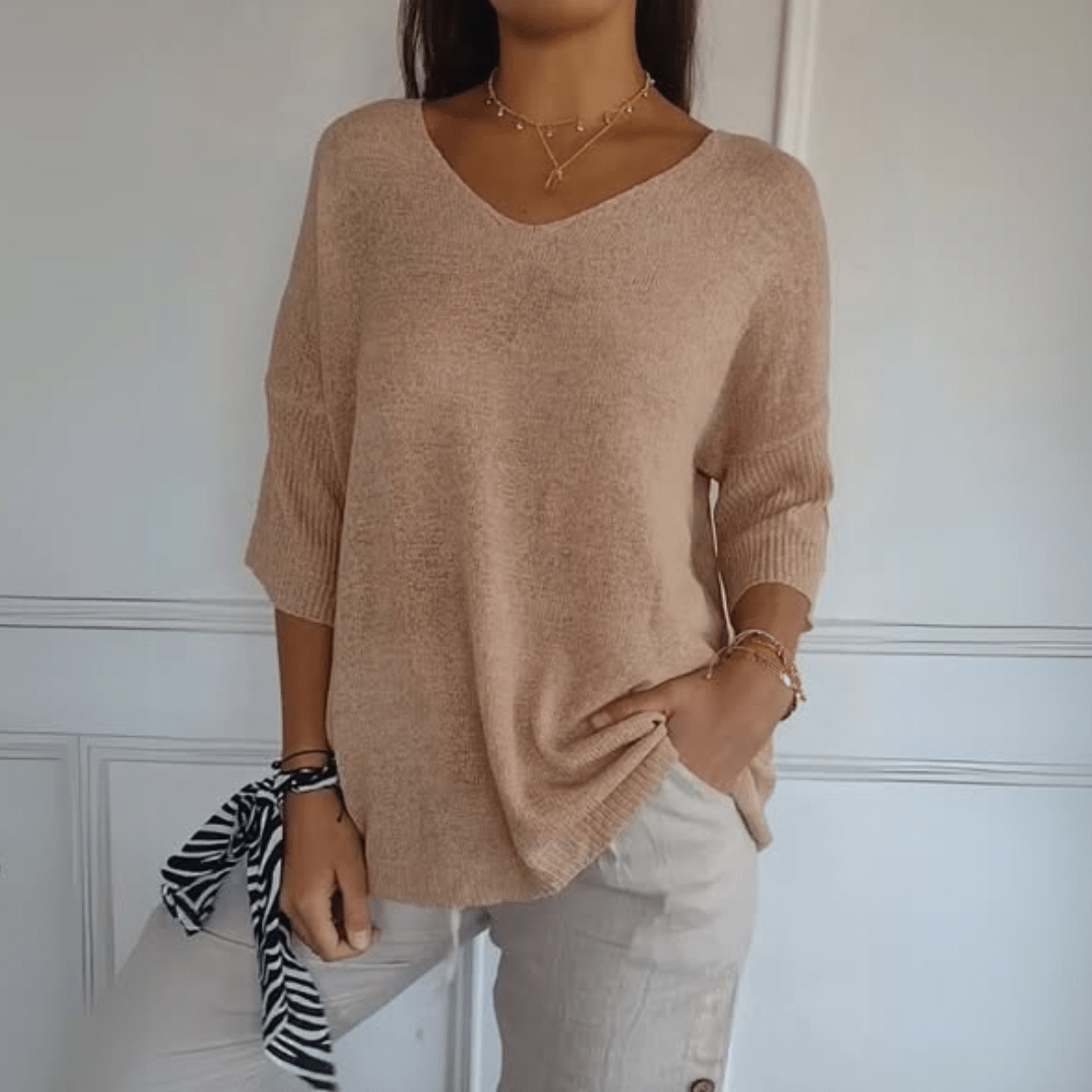 Patricia – Knitted V-Neck Top