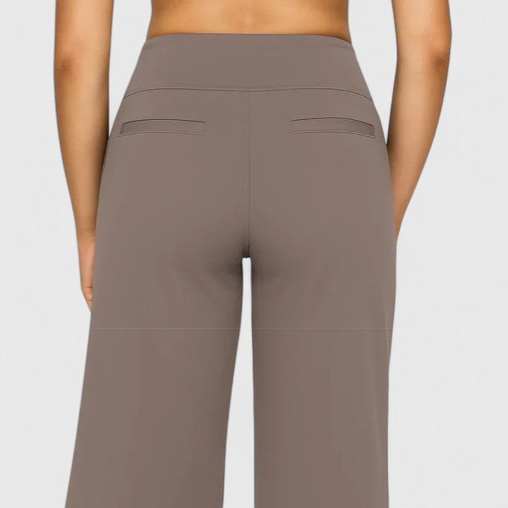 Petra – Elegant Tailored Trousers