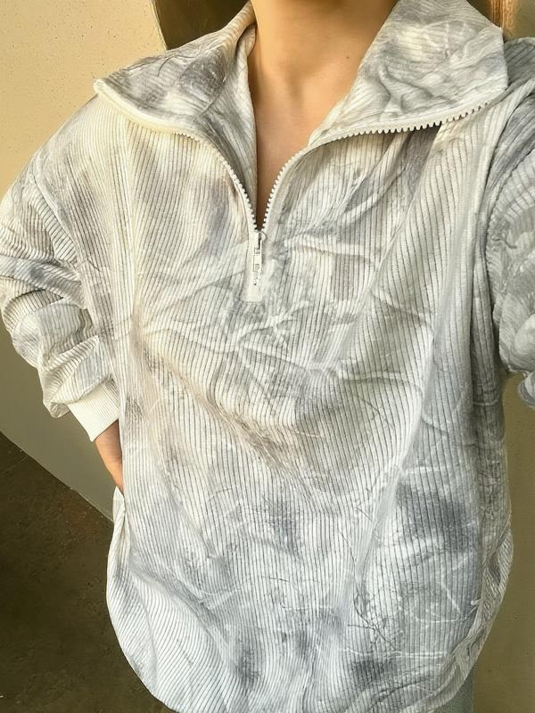 Ingrid – Casual Zip-Up Leopard Print Long Sleeve Sweatshirt