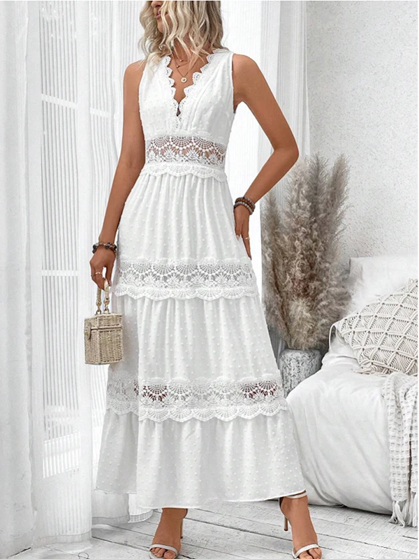 Angela – Lace V-Neck Dress