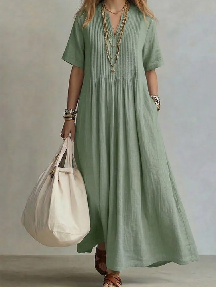 Natalie – Elegant Flowing Pleated Dress
