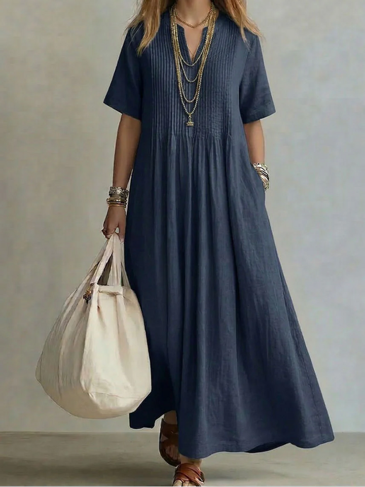 Natalie – Elegant Flowing Pleated Dress