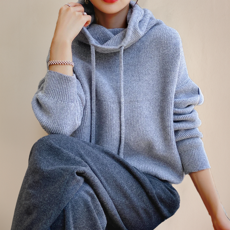 Frances – Fashionable Bow Print Round Neck Knit Pullover