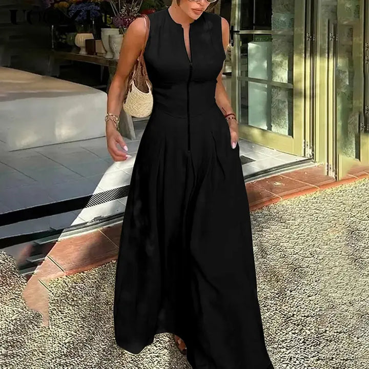 Sonia – Relaxed Loose Fit Zippered Round Neck Maxi Dress