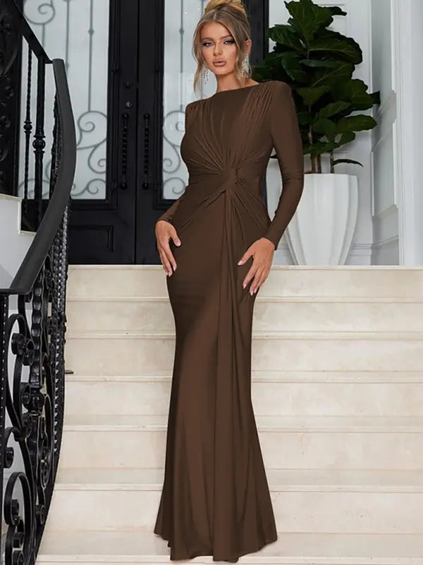 Cheryl – Elegant Ruched Bodycon Dress with Padded Shoulders and Long Sleeve