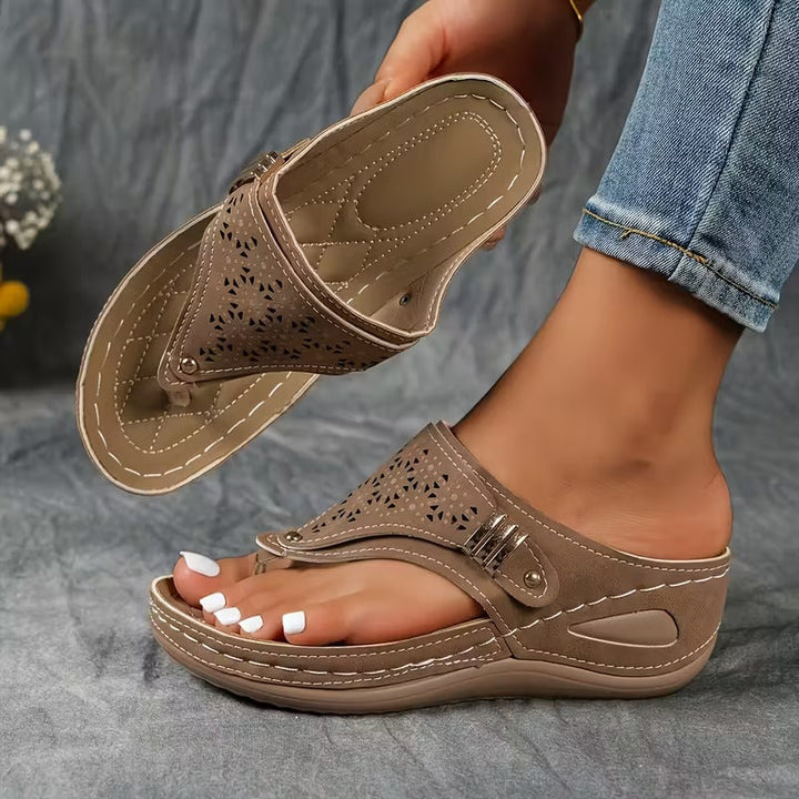 Emma – Wedge Toe-Loop Comfort Sandals
