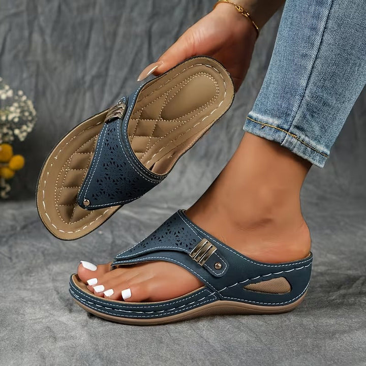 Emma – Wedge Toe-Loop Comfort Sandals