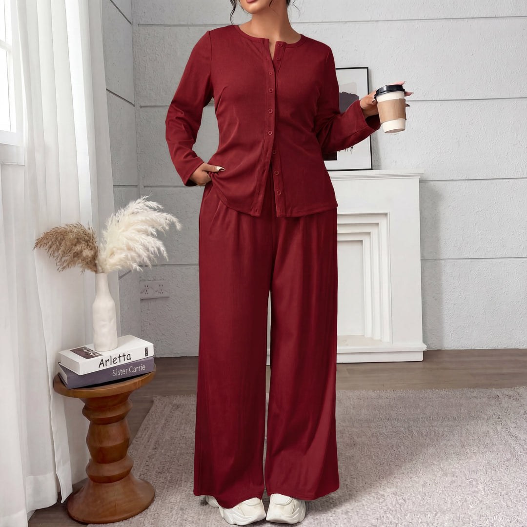 Freda – Elegant Plus-Size Knitted Two-Piece Set