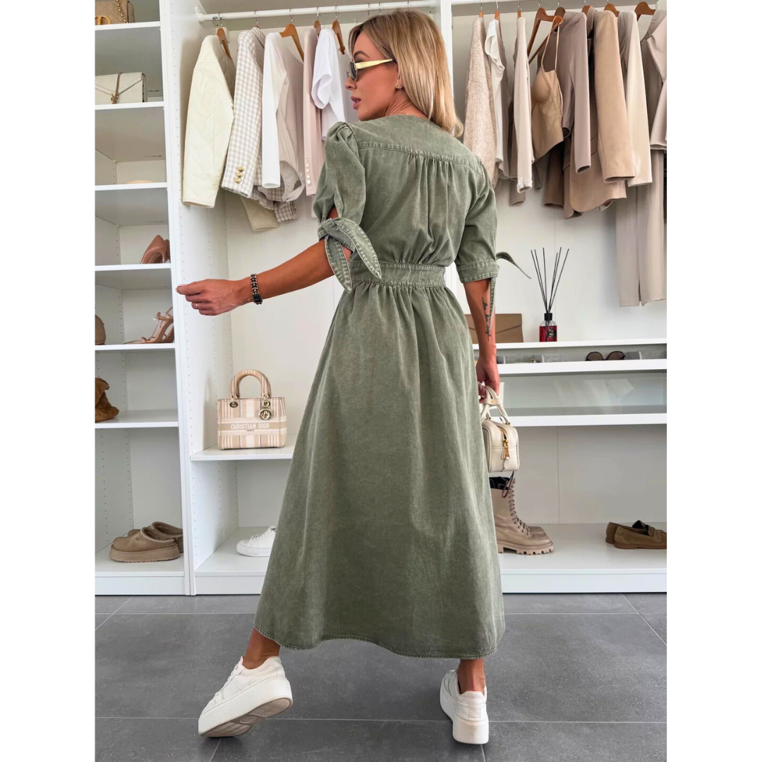 Lottie – Elegant V-Neck Midi Dress