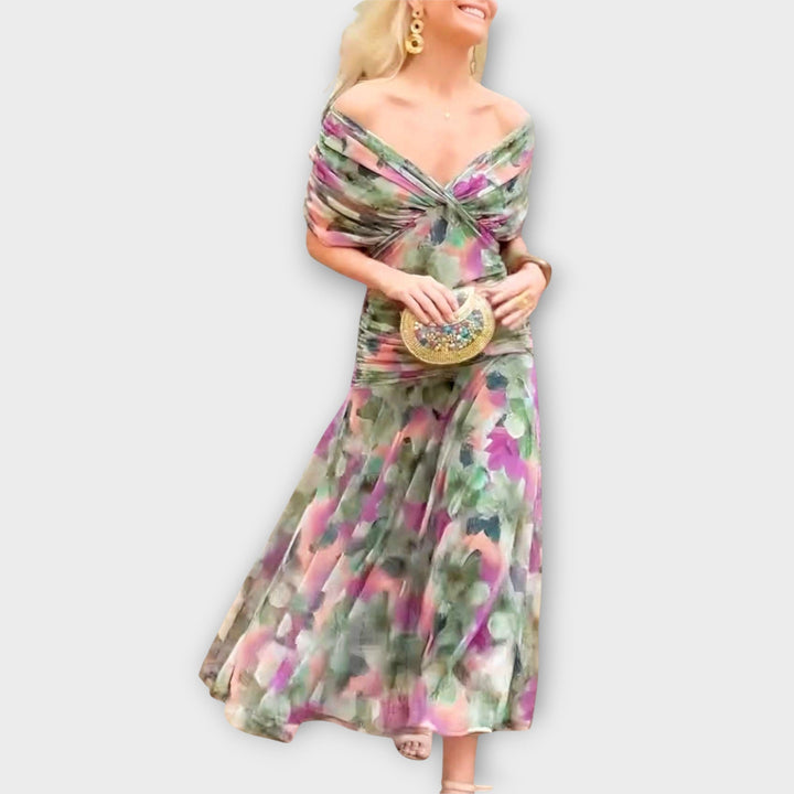 Vivienne – Elegant Dress
