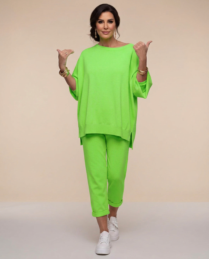 Sofia – Oversized Sweatshirt and Jogger Set