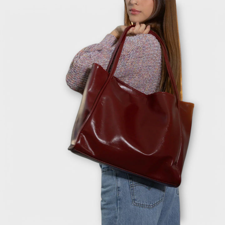 Hilda – Classic Blair Style