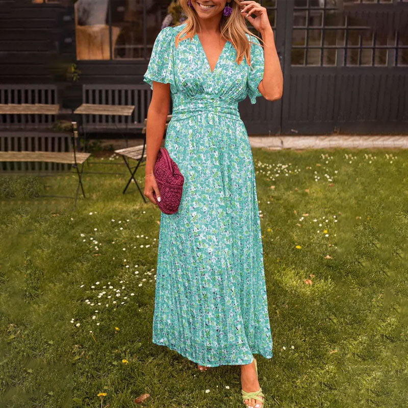 Isobel – Classic V-Neck Dress