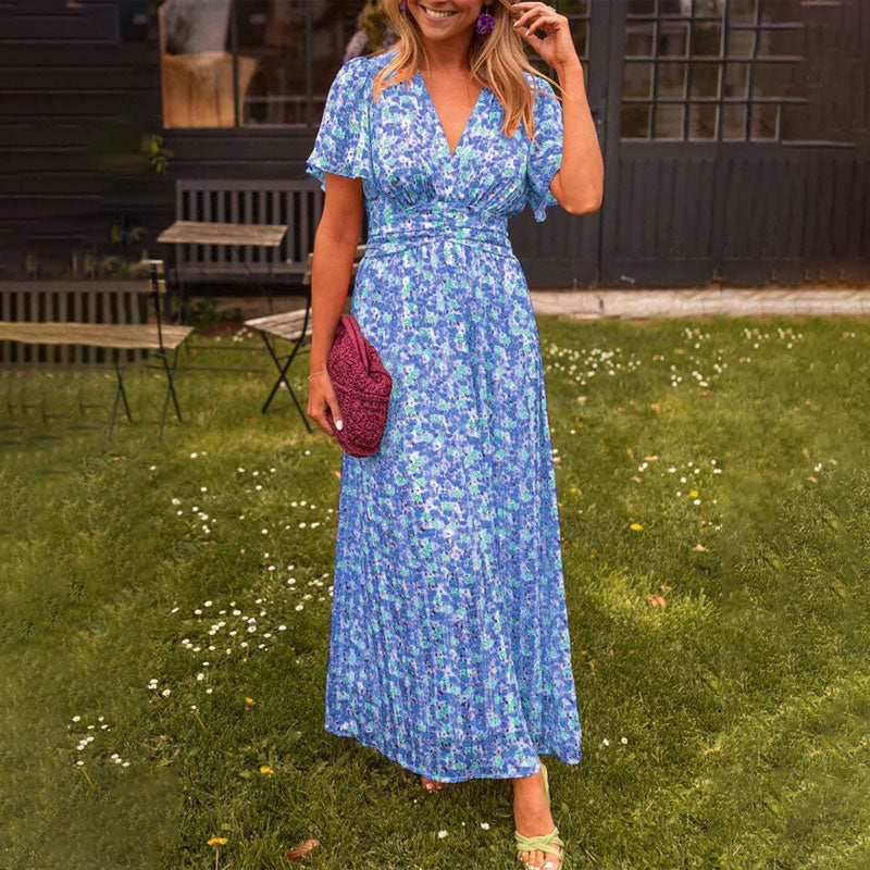 Isobel – Classic V-Neck Dress