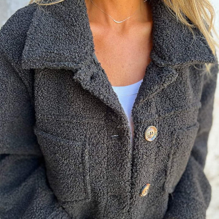 Sonia – Stylish Everyday Zip Jacket