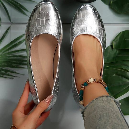 Flora – Classic Leather