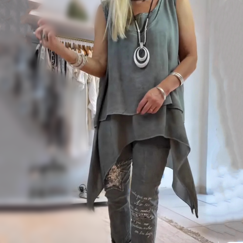 Betty – Relaxed Fit Crop Top and Pants Lounge Set