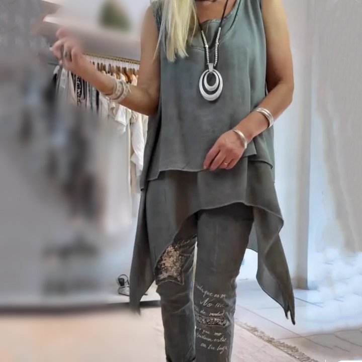 Betty – Relaxed Fit Crop Top and Pants Lounge Set