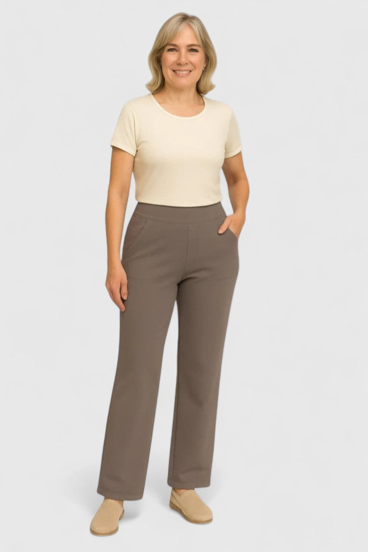 Petra – Elegant Tailored Trousers