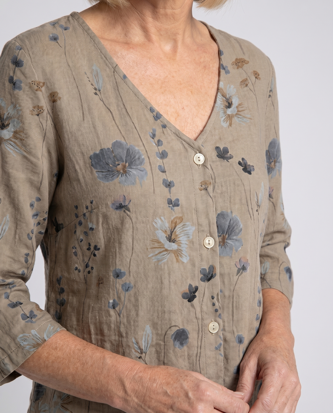 Hilary – Three-Quarter Sleeve Blouse